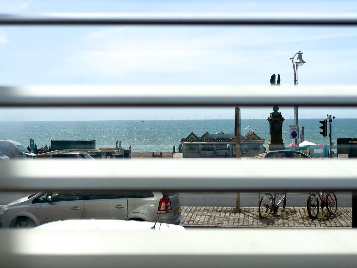 Апартаменти Deco Seafront - By My Getaways Brighton Екстер'єр фото